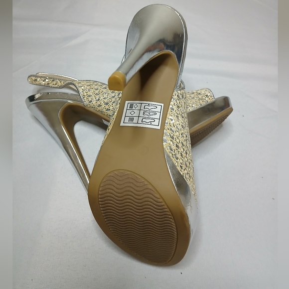 Cream and silver sequence high heels size-9 - Picture 5 of 5